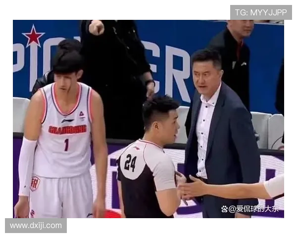 南京篮球队在钻石联赛中的默契配合与战术执行分析 南京篮球队在钻石联赛中的默契配合与战术执行分析