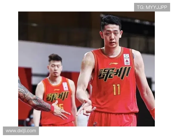 深圳篮球队快攻战术揭秘:如何在比赛中迅速反击与得分